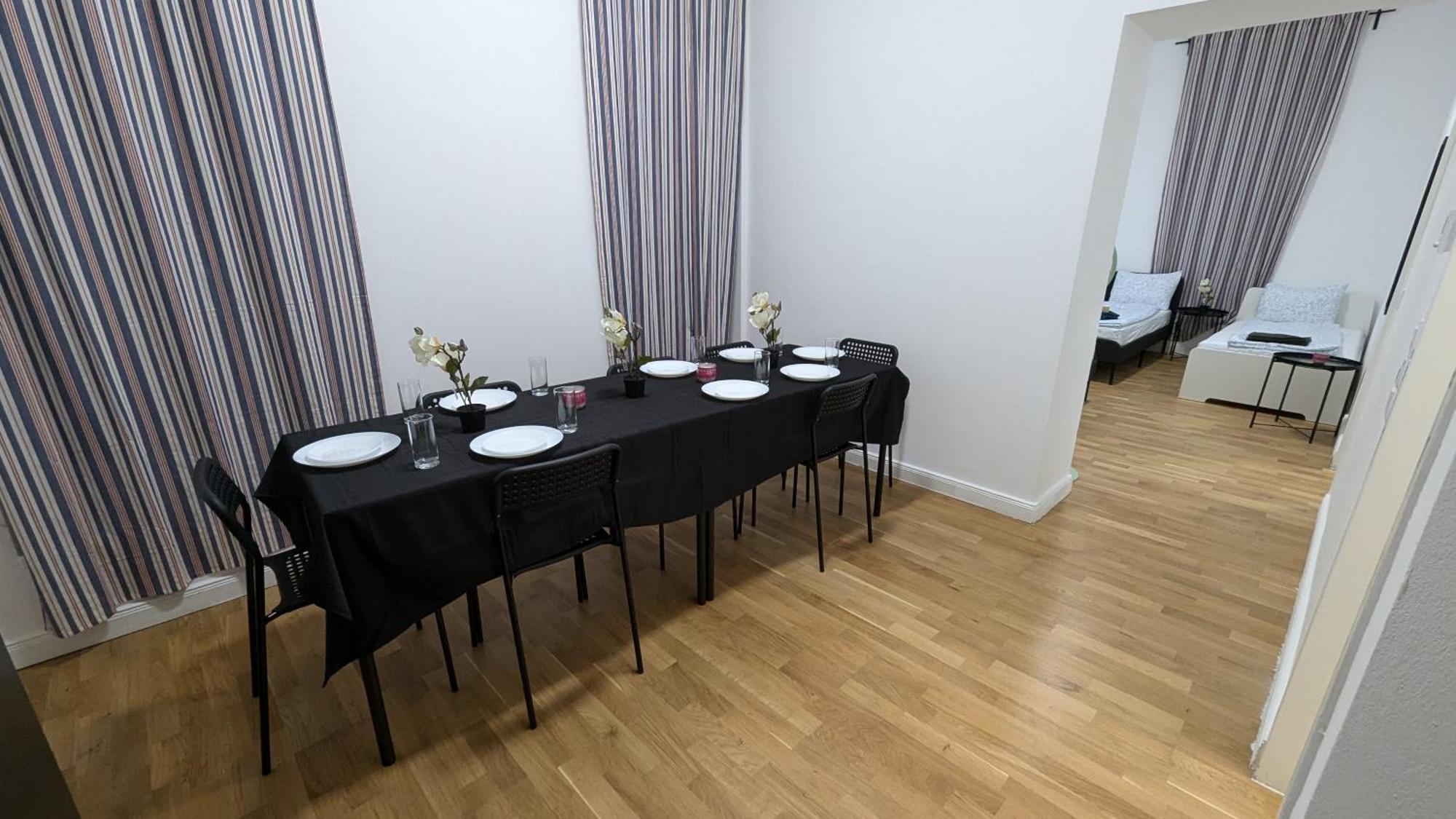 Apartment Spacious In A Lively Area Vienna