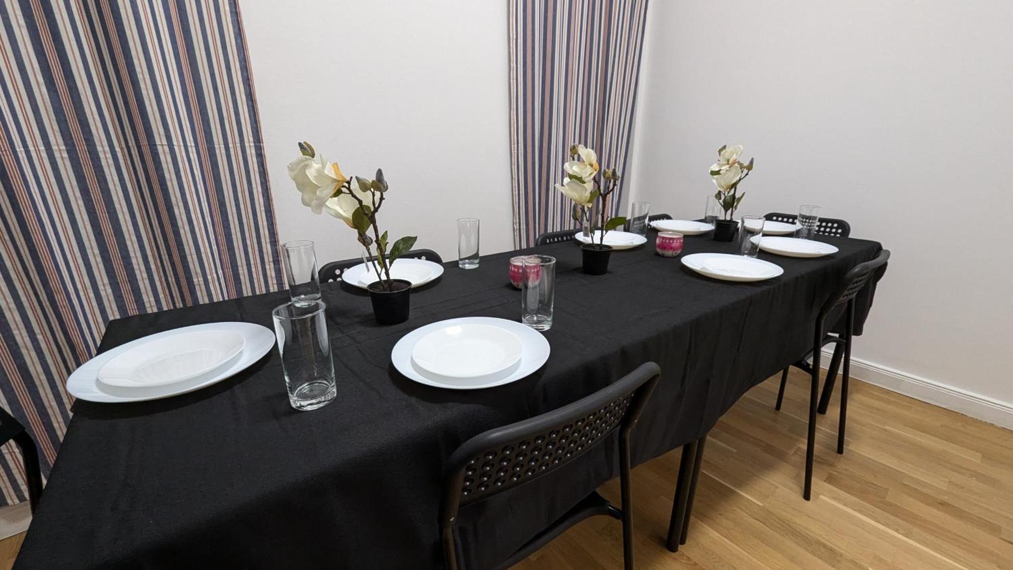 Spacious In A Lively Area Appartement