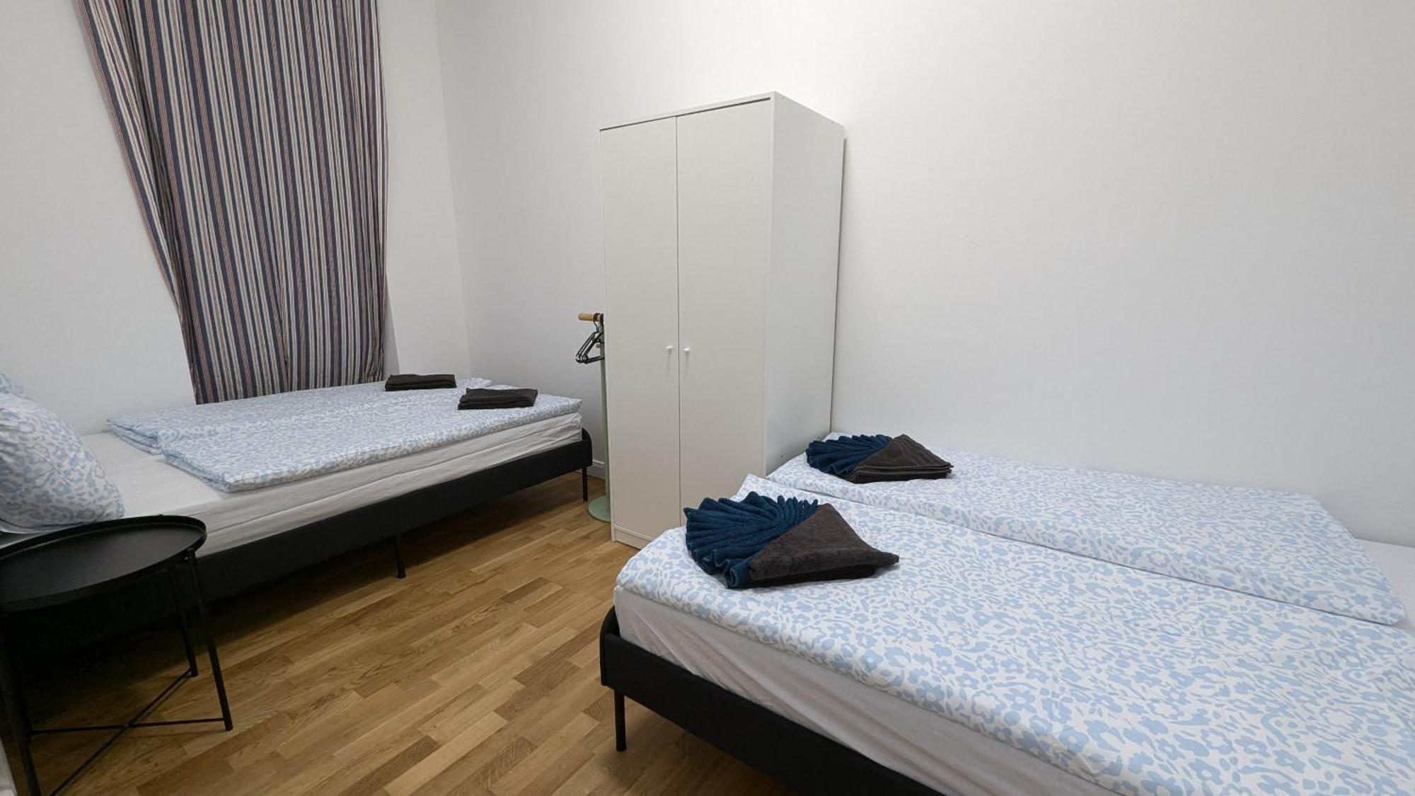 Spacious In A Lively Area Vienne